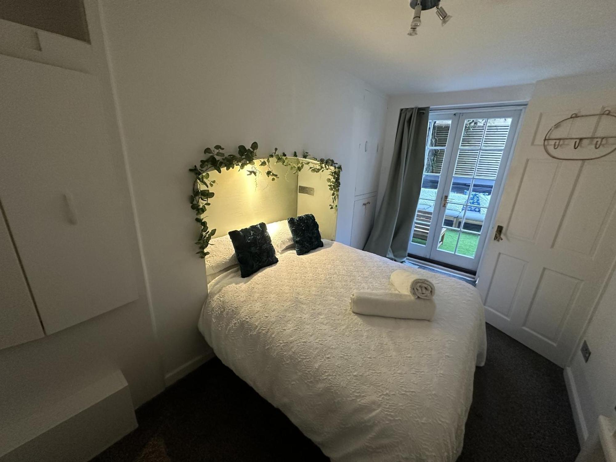 Apartment Town Centre With Hot Tub Cheltenham